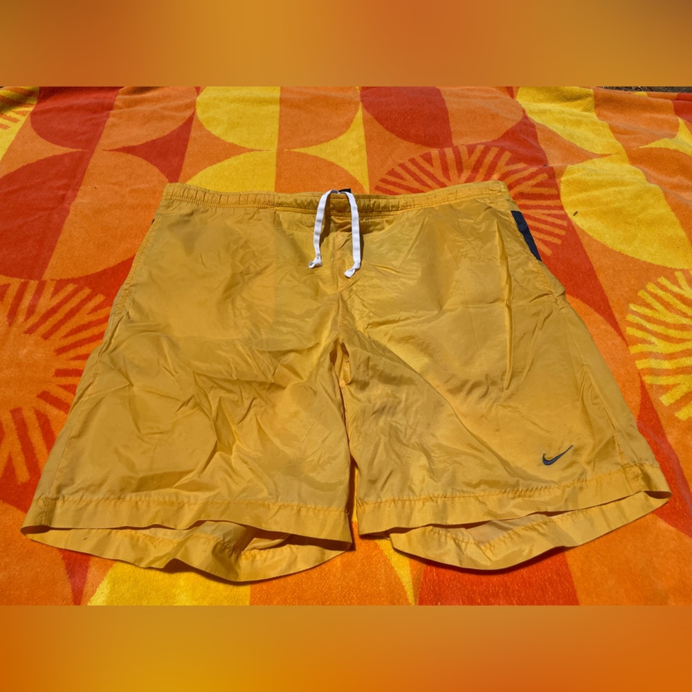 Nike Swim Trunks Vintage Yellow w/ Blue Stripe Men’s Size Large